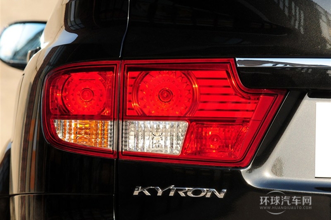 2011款 2.0T 四驅豪華導航版