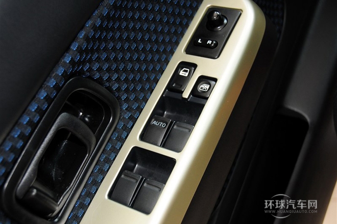 2013款 2.4L 兩驅標準型 國V