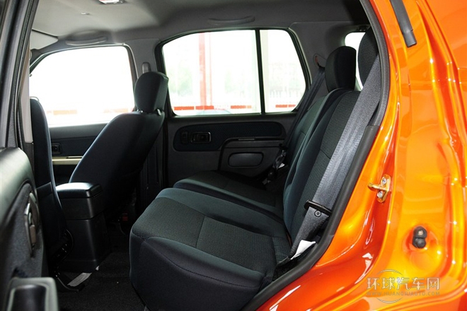 2013款 2.4L 兩驅標準型 國V