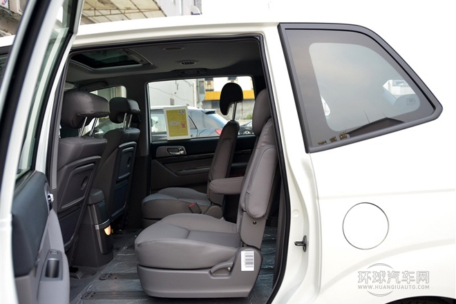 2014款 2.0T 柴油兩驅豪華導航版