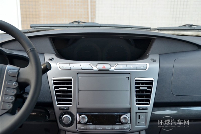 2014款 2.0T 柴油兩驅(qū)豪華導(dǎo)航版