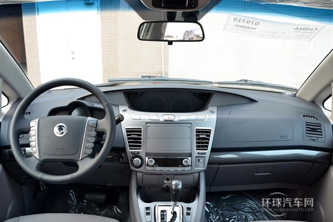 2014款 2.0T 柴油兩驅豪華導航版