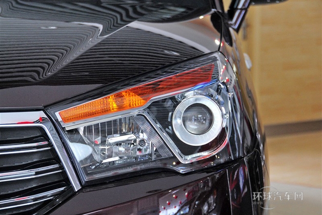 2014款 2.0T 柴油四驅(qū)豪華導(dǎo)航版