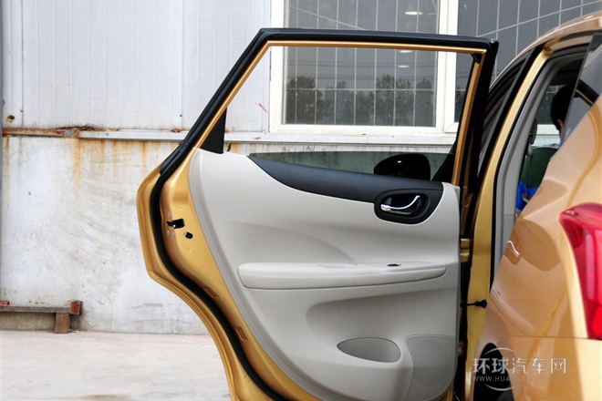 2011款 1.6L CVT豪華型