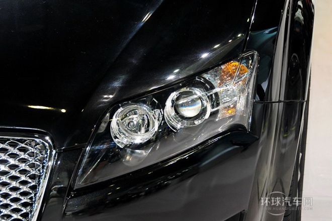 2013款 2.0L 自動尊貴型