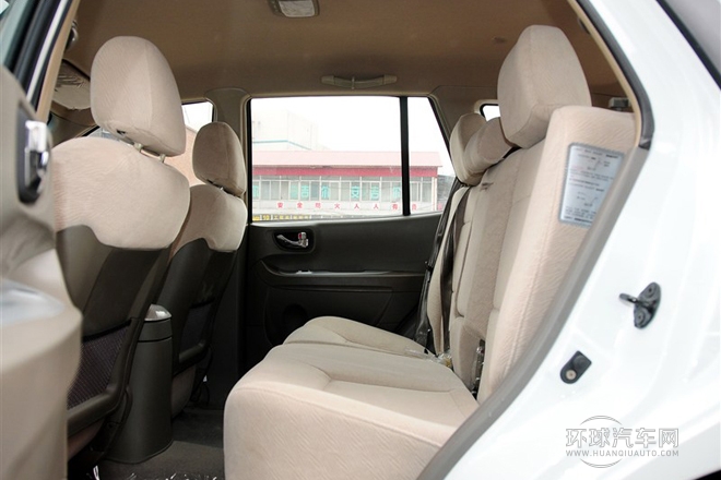 2012款 2.0L 手動兩驅舒適型