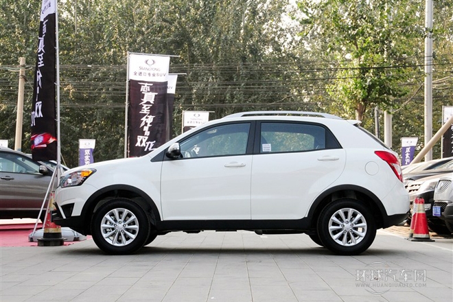 2014款 2.0L 汽油兩驅(qū)手動舒適導(dǎo)航版