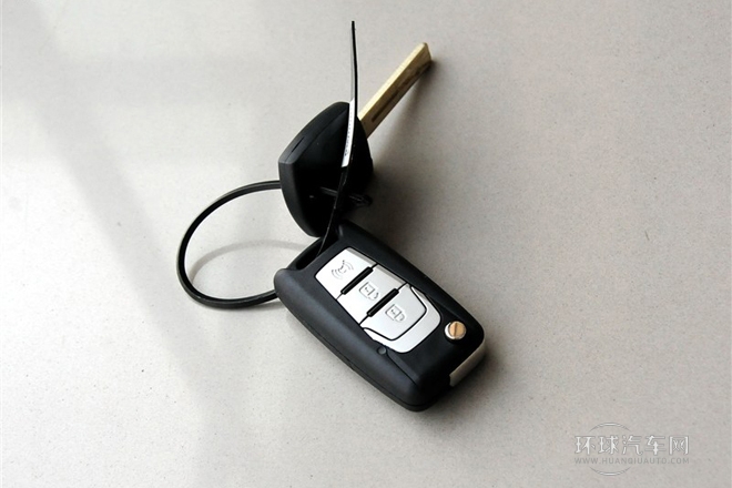 2014款 2.0L 汽油兩驅(qū)自動精英導(dǎo)航版