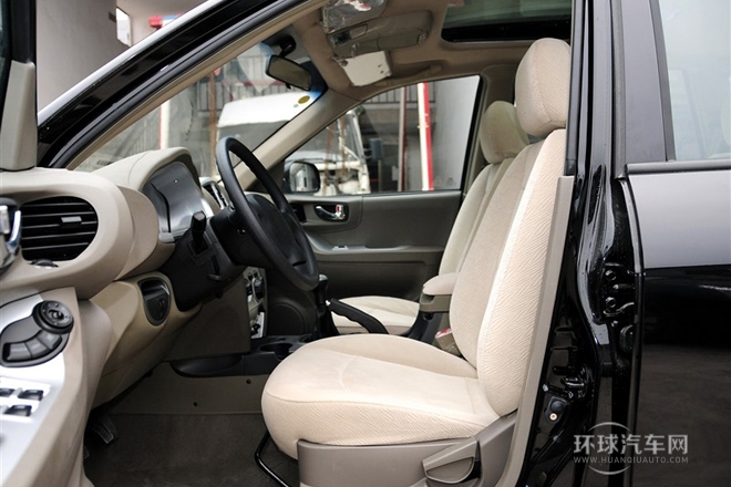 2012款 2.0L 手動兩驅天窗版