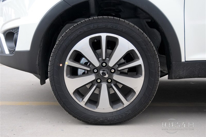 2014款 2.0L 汽油兩驅自動典藏版