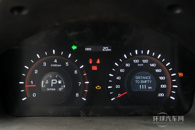 2014款 2.0L 汽油兩驅自動典藏版