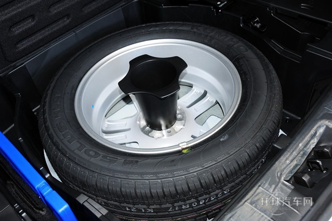 2014款 2.0L 汽油兩驅自動豪華導航版