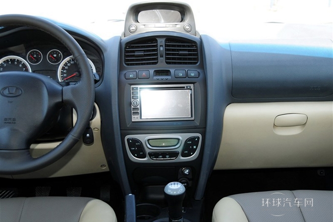 2013款 1.8T 手動兩驅導航版