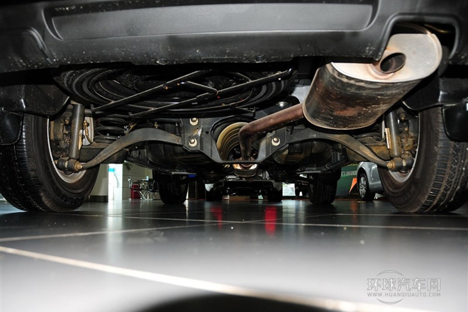 2013款 1.8T 自動兩驅天窗版