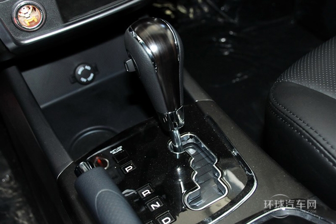 2014款 2.0L 汽油兩驅自動豪華導航版