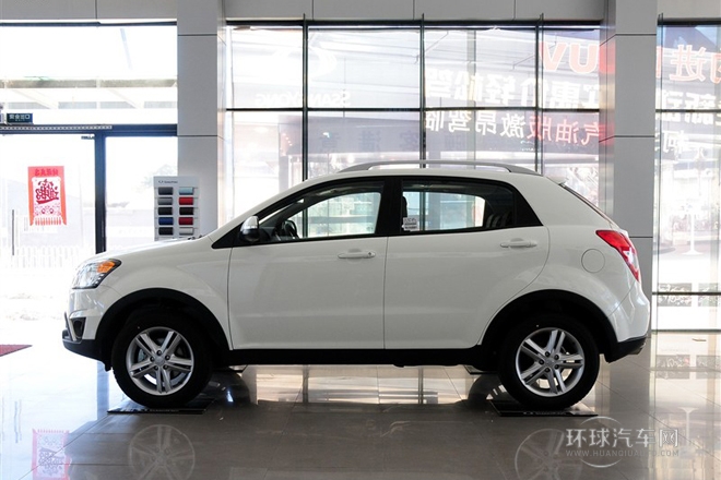 2014款 2.0L 汽油兩驅自動豪華導航版