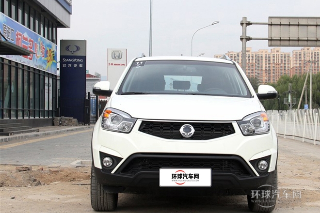 2014款 2.0L 汽油四驅自動豪華導航版