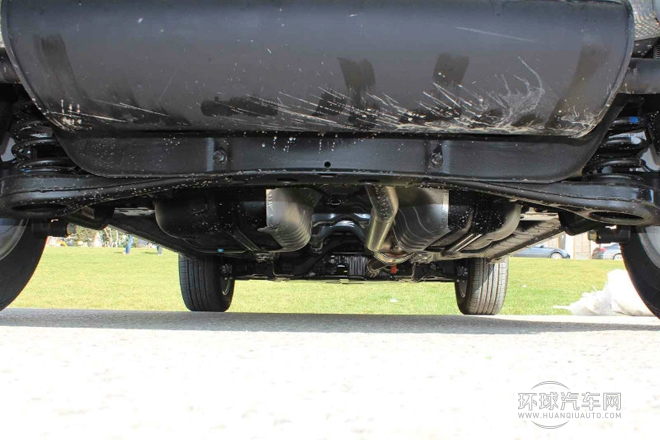 2011款 2.0T 柴油兩驅手動舒適導航版