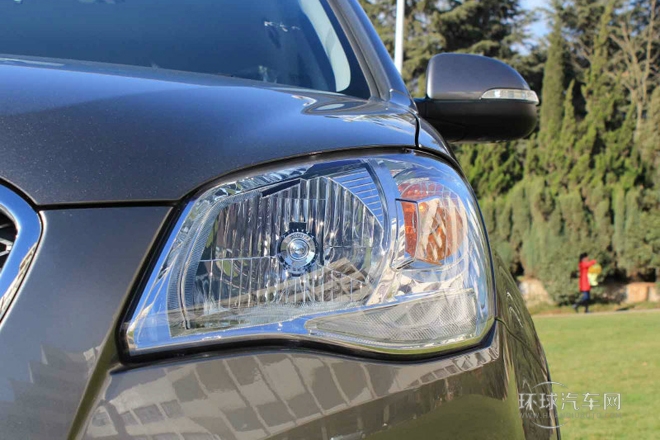 2011款 2.0T 柴油兩驅(qū)手動(dòng)舒適導(dǎo)航版