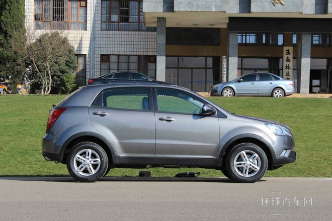 2011款 2.0T 柴油兩驅(qū)手動舒適導(dǎo)航版