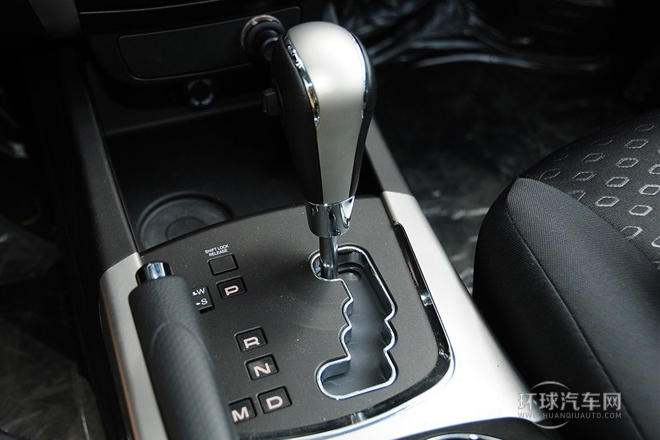 2011款 2.0T 柴油兩驅自動精英導航版