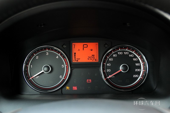 2011款 2.0T 柴油兩驅自動豪華導航版