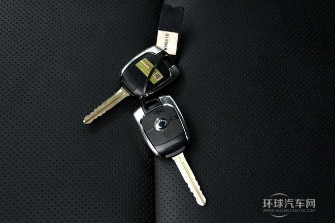 2011款 2.0T 柴油四驅自動精英導航版