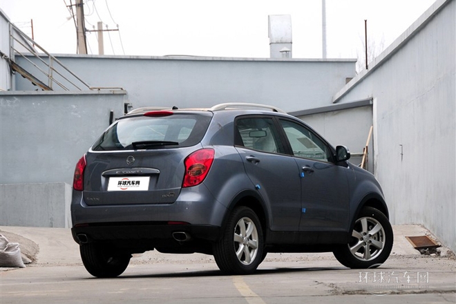 2011款 2.0T 柴油四驅(qū)自動精英導航版