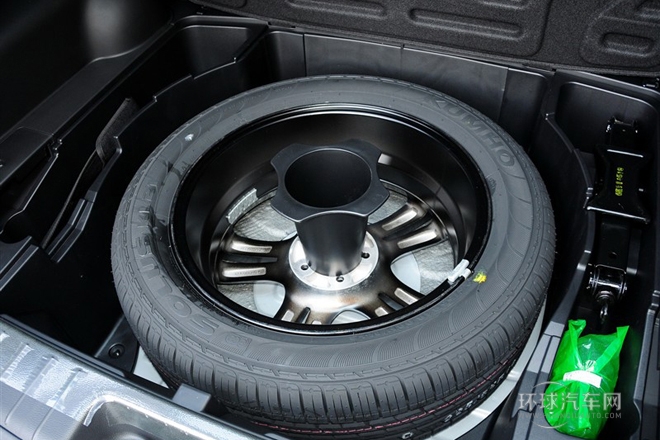 2011款 2.0T 柴油四驅(qū)自動(dòng)豪華導(dǎo)航版