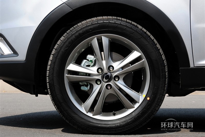 2011款 2.0T 柴油四驅自動豪華導航版