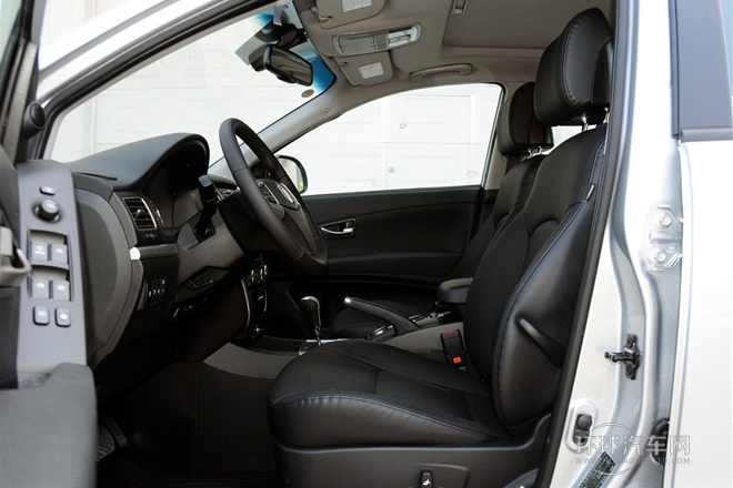 2011款 2.0T 柴油四驅自動豪華導航版