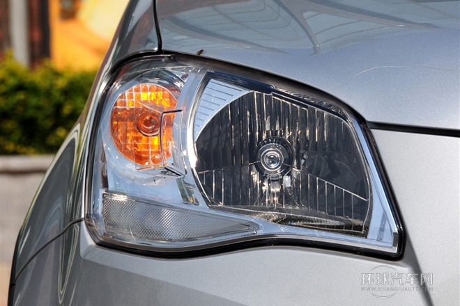 2011款 2.0T 柴油四驅自動豪華導航版