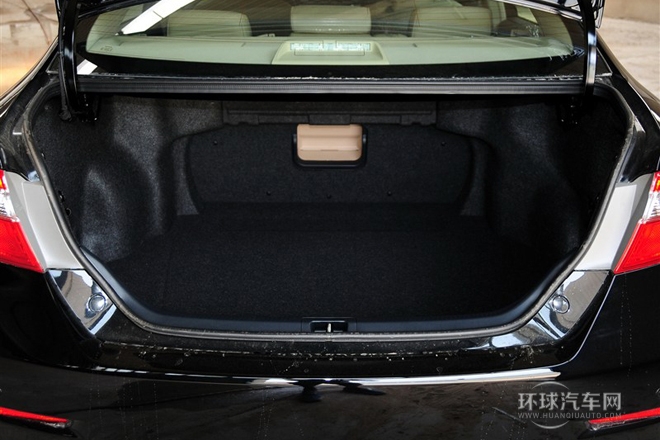 2012款 2.5V 至尊導航版