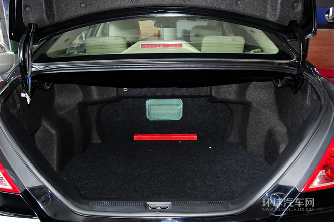 2011款 1.8T 自動豪華汽油版