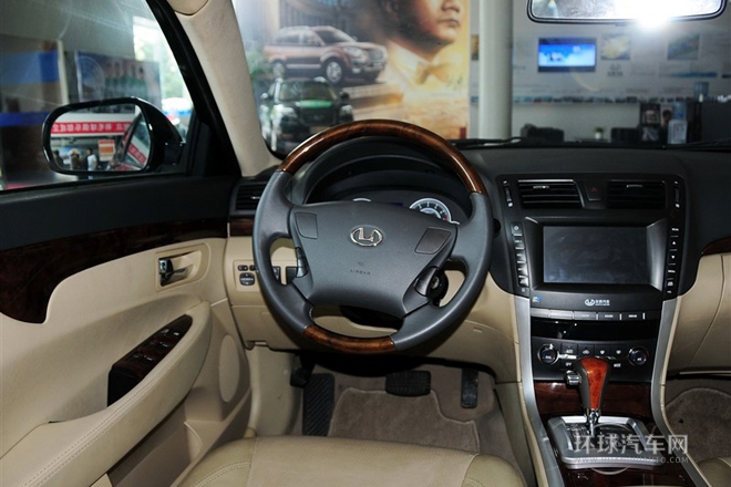 2011款 1.8T 自動豪華汽油版