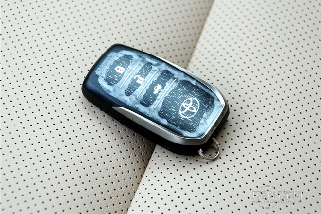 2012款 尊瑞 2.5HQ 旗艦版