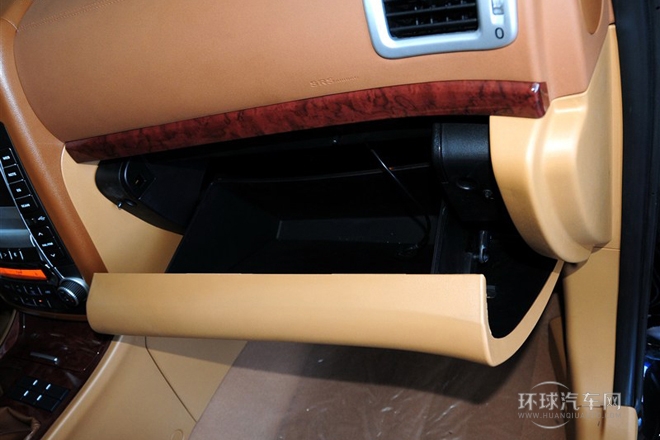 2012款 2.0T 手動(dòng)兩驅(qū)智匯版