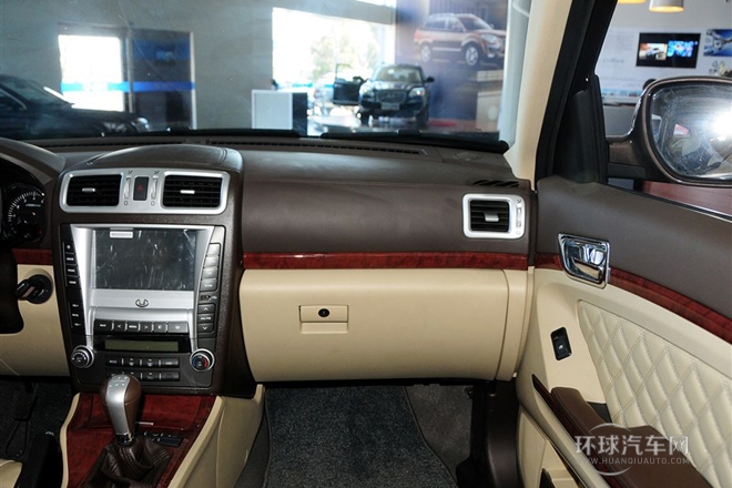 2013款 2.0T 手動兩驅(qū)智尊版