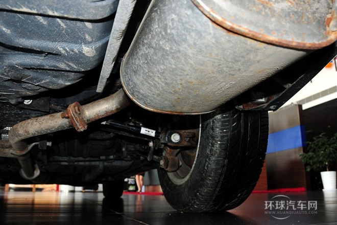 2011款 1.8T 自動豪華汽油版