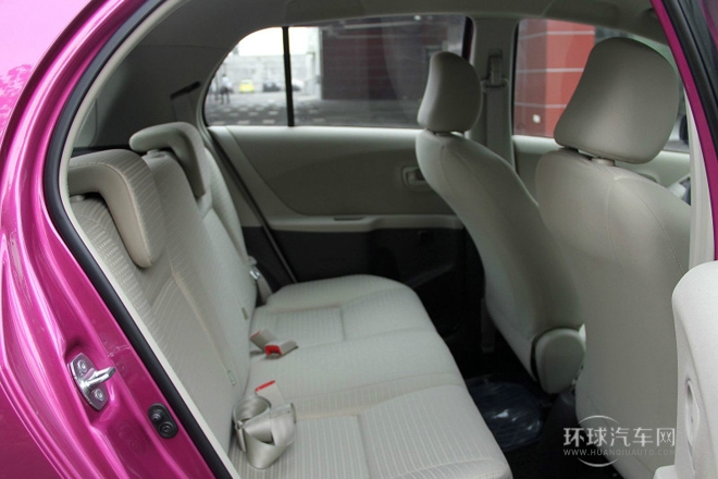 2011款 1.6E 手動魅動版