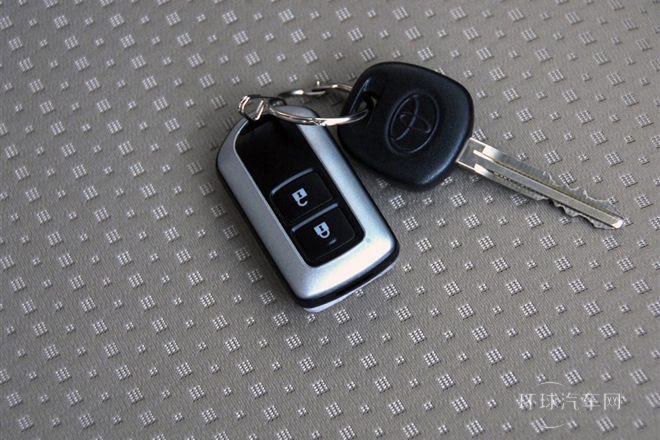 2011款 1.6E 自動魅動版