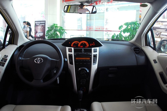 2011款 1.6E 自動魅動版