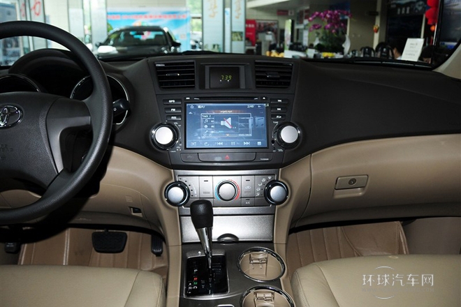 2013款 2.7L 兩驅5座紫金版