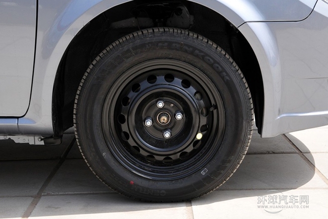 2011款 三廂 1.5L 手動標準型