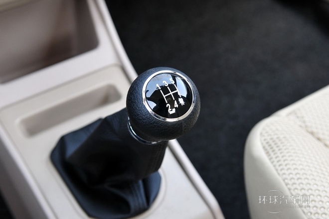 2011款 三廂 1.5L 手動(dòng)標(biāo)準(zhǔn)型