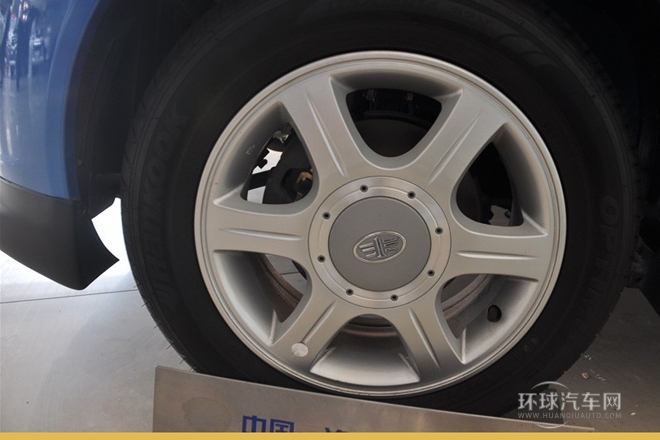 2012款 CROSS 1.3L AMT旗艦型