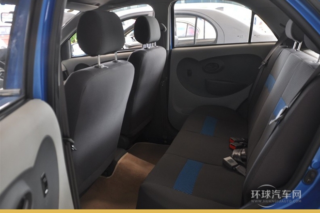 2012款 CROSS 1.3L AMT旗艦型