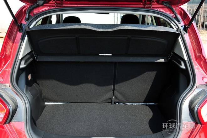 2011款 1.6L 手動舒適型