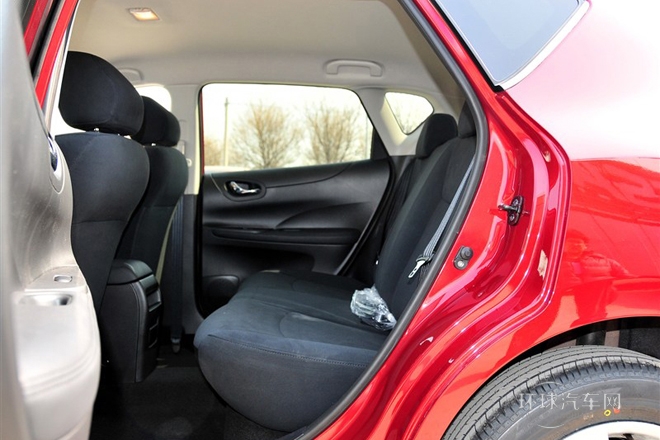 2011款 1.6L 手動舒適型