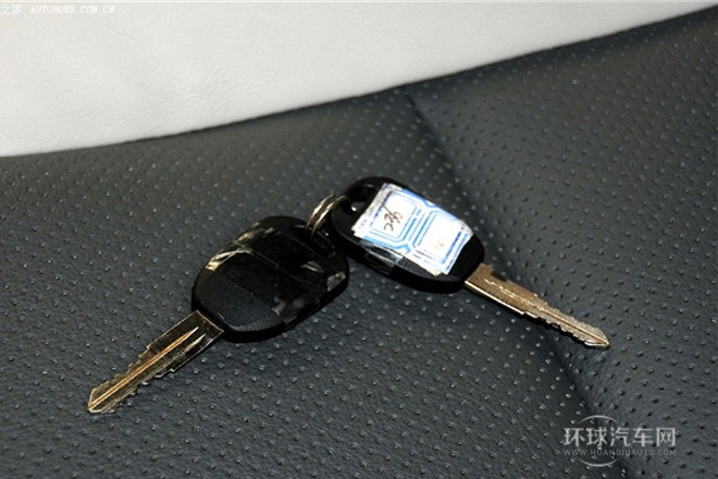 2013款 1.0L加長樂業型